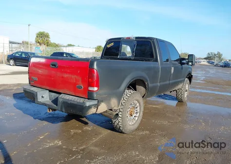 1999 Ford F-250 Lariat/Xl/Xlt z USA, uszkodzony, nr VIN 1FTNX21F8XEA41215